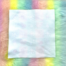 Load image into Gallery viewer, Forest Friends Lens Cloth